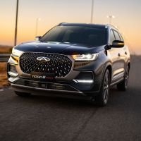 Tiggo 8 lidera vendas entre SUVs grandes no Brasil