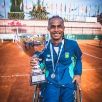 Ymanitu Silva é vice mundial com o Brasil no tênis de cadeira de rodas
