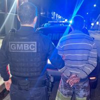 Polícia impede assalto após gritos de mulher