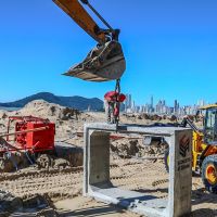Obra de macrodrenagem avança com 450 metros de galeria já instalados em BC