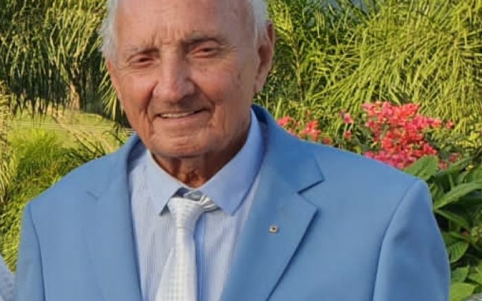Adelqui Bez, o Leão Poeta, morreu aos 90 anos (Foto: Facebook)
