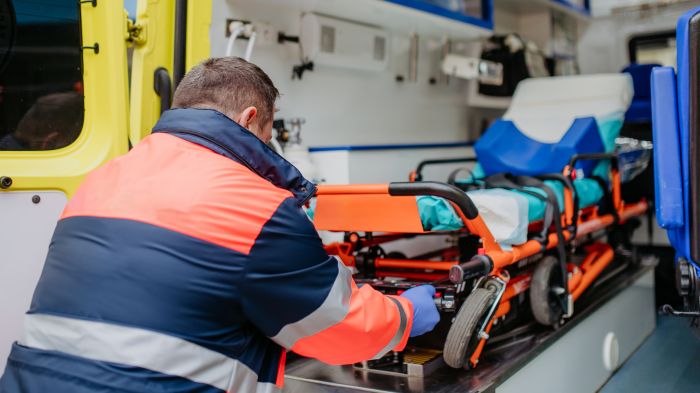 Vítima estava ultrapassando quando bateu de frente com outra moto (Foto: Ilustrativa/Envato)