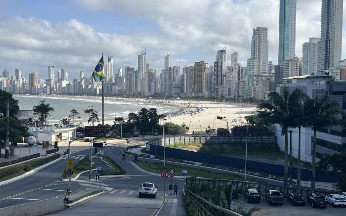 Empreendimento quer se instalar no começo da Estrada da Rainha (Foto: Arquivo João Batista)