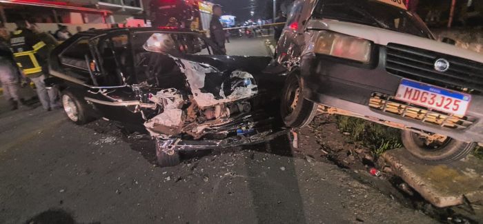 Batida foi no cruzamento das ruas Luiz Lopes Gonzaga e Félix Malburg (Foto: Reprodução)