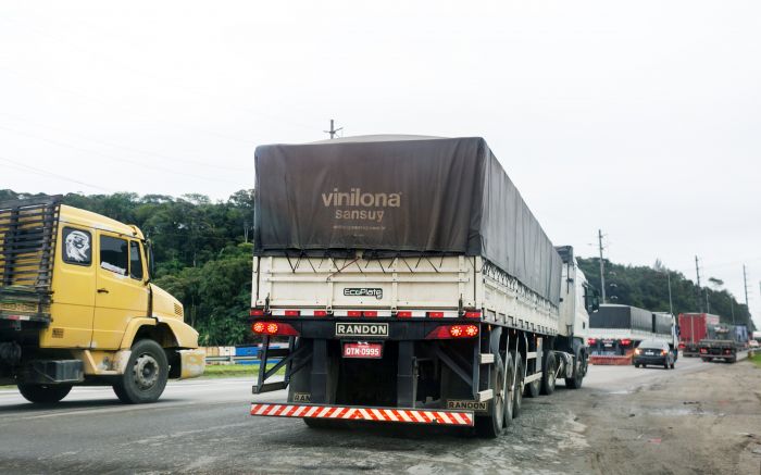 Cooperativas de transportadores autônomos oferecem agilidade, segurança jurídica e custos mais competitivos para grandes operações (Foto: Paulo Giovany)