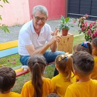 Creche de Itajaí apresenta exposição “Flor&Cultura” em feira da educação infantil