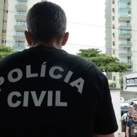 Comando Vermelho usa o WhatsApp para vender de tudo