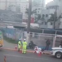 Motociclista morre ao bater em poste na marginal da BR 101