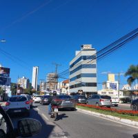 Congestionamento toma conta da região central de Itajaí por causa de obras