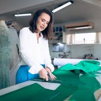 Estilista de Itajaí teve, mais uma vez, look brilhando em Cannes