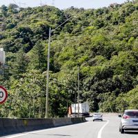 BR 101 ganha 57 novos radares em trechos de acidentes em SC; veja onde