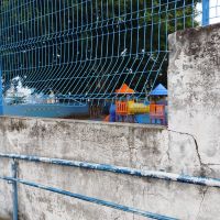 Pais cobram medidas contra invasões e vandalismo em creche do Cidade Nova
