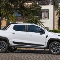 Fiat Strada chega a 700 mil fabricadas em Minas Gerais