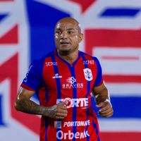 Marcílio empresta Juninho Tardelli ao Tubarão
