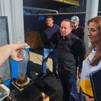 Tecnologia que transforma lodo em combustíveis é apresentada na Emasa