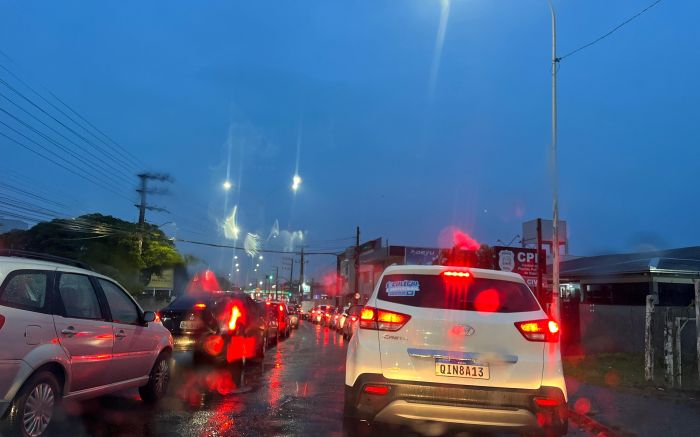 Sete de Setembro está completamente travada em Itajaí