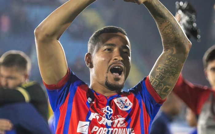 Jogador é um dos mais identificados com a torcida marcilista (Foto: Vica Bueno)