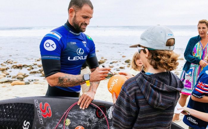 Alejo foi superado pelo australiano Ethan Ewing, que será o próximo adversário de Yago (Foto: WSL)