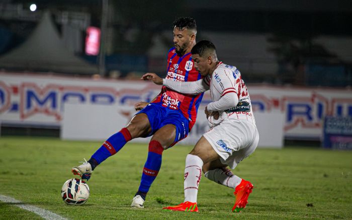 Marcílio busca recuperação após derrota por 3 a 0 para o São Luiz (foto: Vica Bueno)