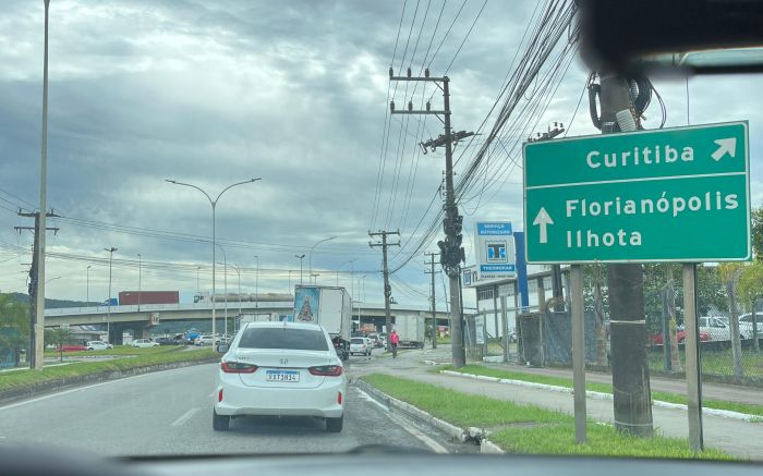 Trânsito começa com fluxo normal nas principais rodovias
