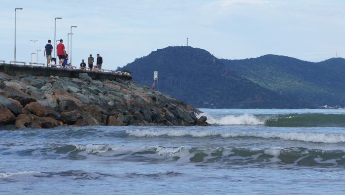 Região de Itajaí pode ter temporais até segunda por passagem de frente fria (Foto: João Batista)