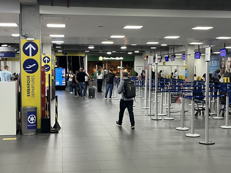 Negociação dos aeroportos avança com grupos internacionais de olho nos contratos