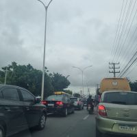 BR tranquila, mas Balneário Camboriú tem interdições no trânsito nesta terça-feira