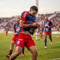 Marcílio busca o empate e chega a 15 jogos sem perder pro Joinville