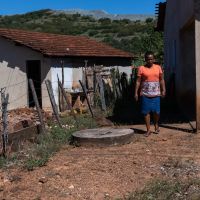 Expulsos por hidrelétrica em Goiás, quilombolas lutam há duas décadas por reparação