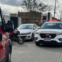 Menina de quatro anos corre pra rua e é atropelada