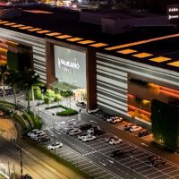 Casal rouba mais de meio milhão em joias no Balneário Shopping