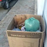 Moradora denuncia a Ambiental por não recolher lixo