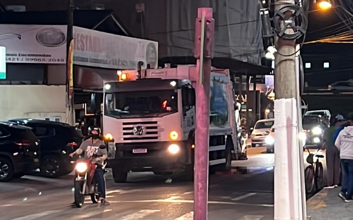 Acidente aconteceu na rua 116, no centro de Itapema (Foto: Leitor)