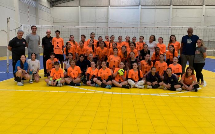 Ex-jogadores compartilharam experiências em jogos Pan-Americanos e Olimpíadas (Foto: Divulgação)