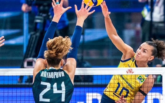 Italianas conquistaram o tricampeonato da Liga (Foto: CBV)