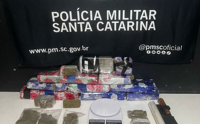 Polícia fecha pontos de tráfico em Itajaí nesta segunda-feira (foto: PMSC)