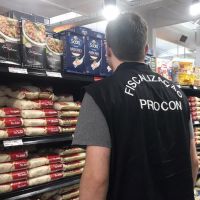 Diferença na cesta básica pode chegar a quase R$ 200 em Balneário Camboriú