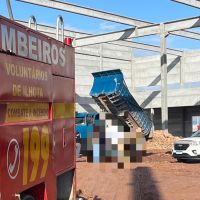 Trabalhador morre atropelado em pátio de empresa