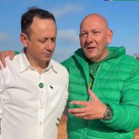 “Véio da Havan” sugere mudar o nome de Barra Velha e cria polêmica