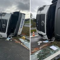 Carreta tomba em acesso a Ilhota e motorista fica ferido