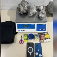 PM prende dupla com 400 g de skunk em Itapema