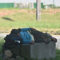 Prefeitura não vai mais fornecer comida e banho aos moradores de rua de Itajaí