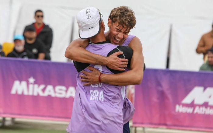 Thomas também carimbou vaga para o Mundial no Catar (Foto: CBV)