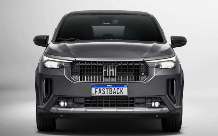 Os preços do Fiat Fastback 2025 no Brasil variam de R$ 119.990 até R$ 171.990 (Foto: Divulgação)