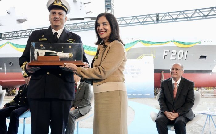 Lu Alckmin batiza fragata da Marinha em Itajaí (Foto: Cadu Gomes VPR)