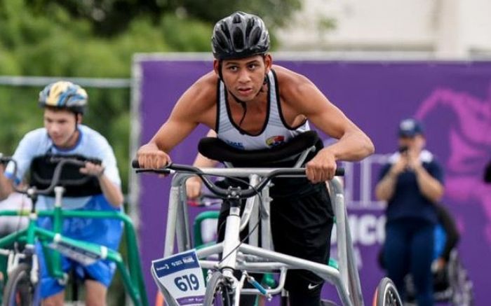 João compete nas provas de 100m e 400m da classe T72 (Foto: Divulgação)