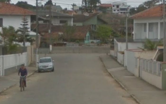 Flagrante de maus tratos foi na rua Pedro Francisco de Borba Coelho (Foto: Google Maps)