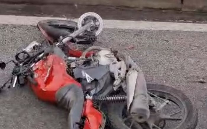 Acidente foi na BR 101 (foto: Leitor)