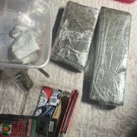 Mulher é presa por tráfico de drogas