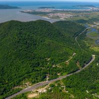 Proposta pra resolver gargalo no Morro dos Cavalos é entregue pelo governador